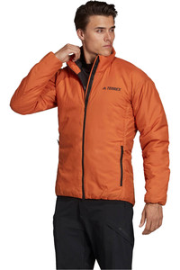 adidas chaqueta outdoor hombre Insulation J vista frontal