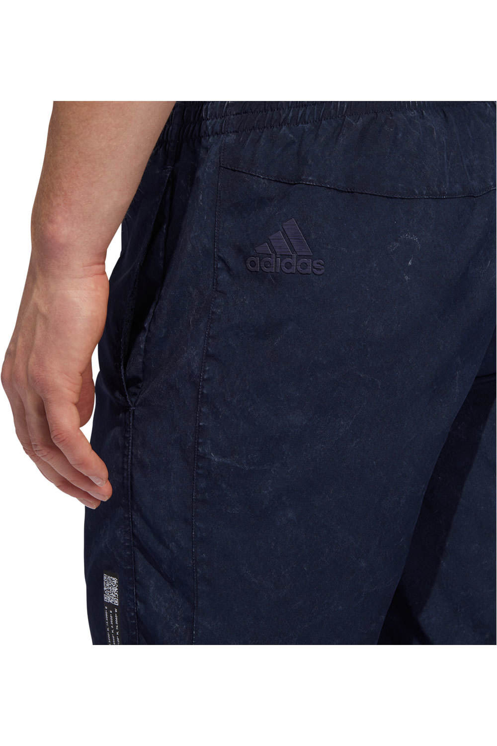 adidas pantaloneta técnica hombre SATURDAY 5IN SHORT 04