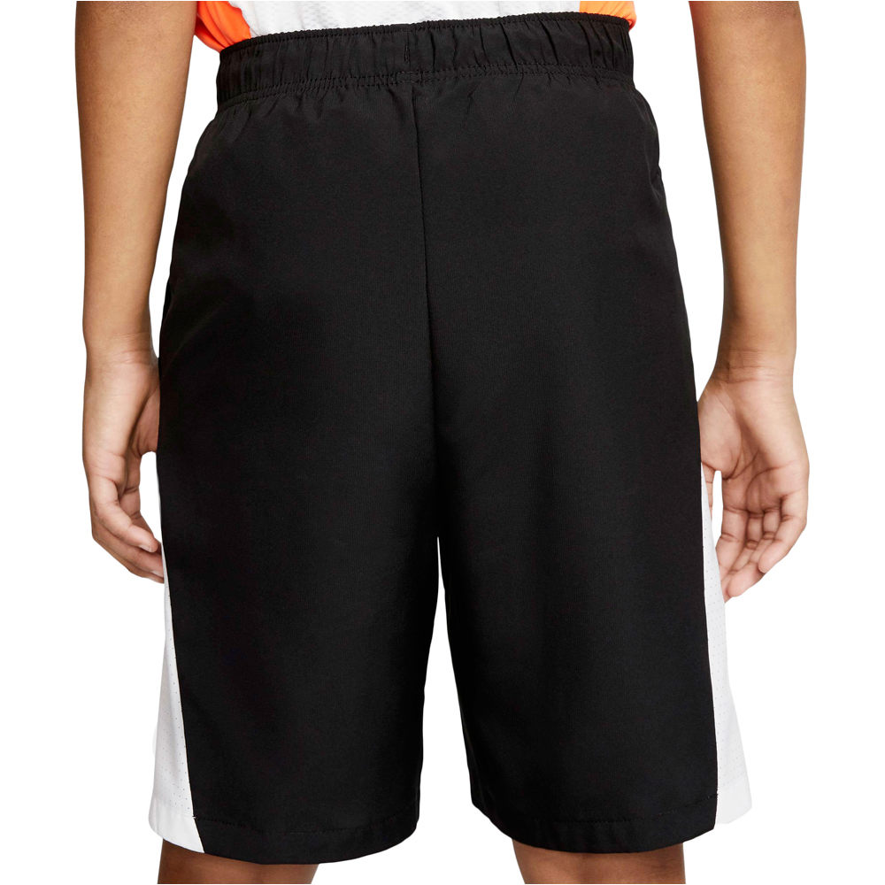 Nike pantaloneta técnica niño B NK WOVEN VENT SHORT 03