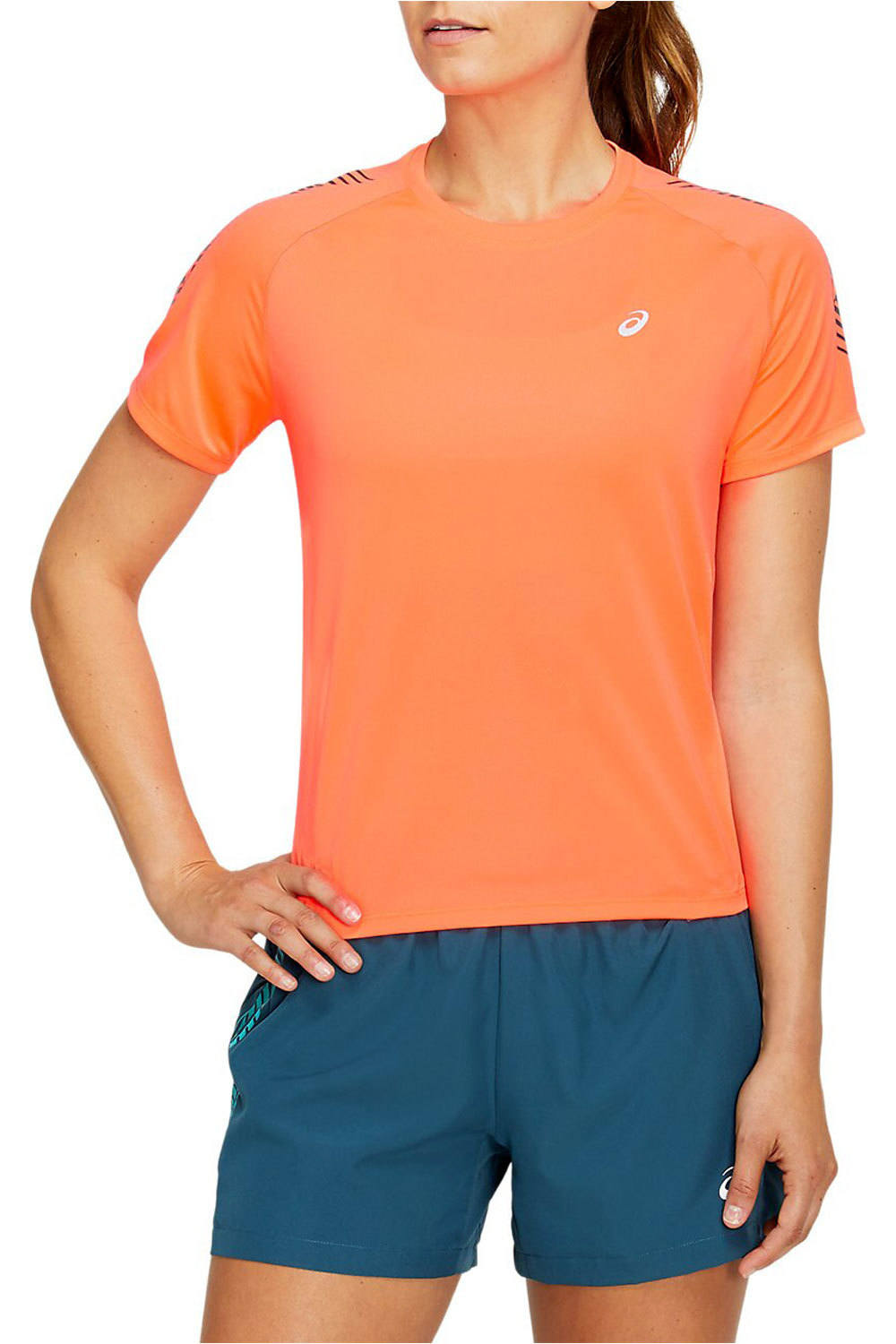 Asics camiseta entrenamiento manga corta mujer ICON SS TOP vista frontal