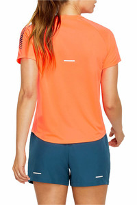 Asics camiseta entrenamiento manga corta mujer ICON SS TOP vista trasera