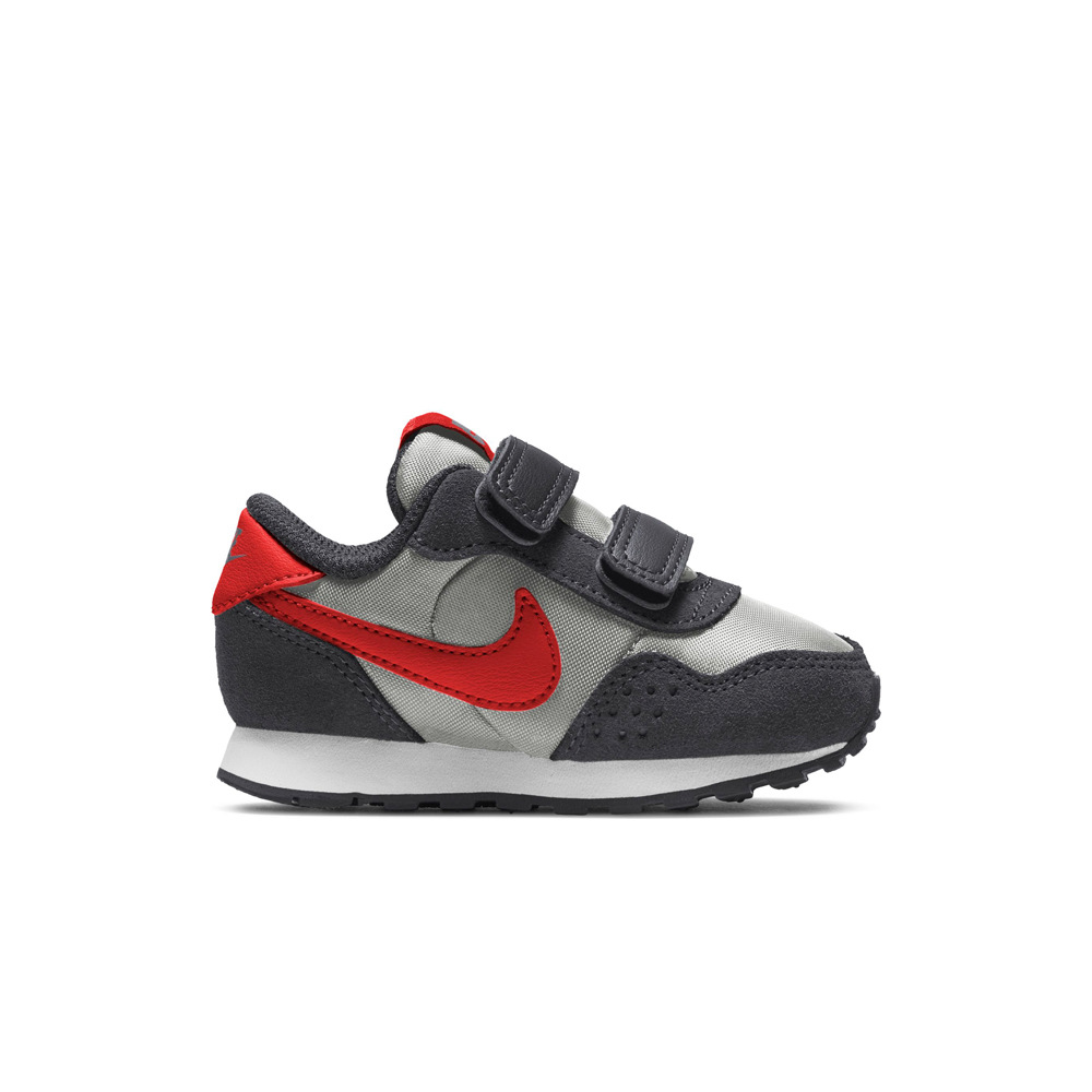 Nike zapatilla multideporte bebe NIKE MD VALIANT (TDV) lateral exterior