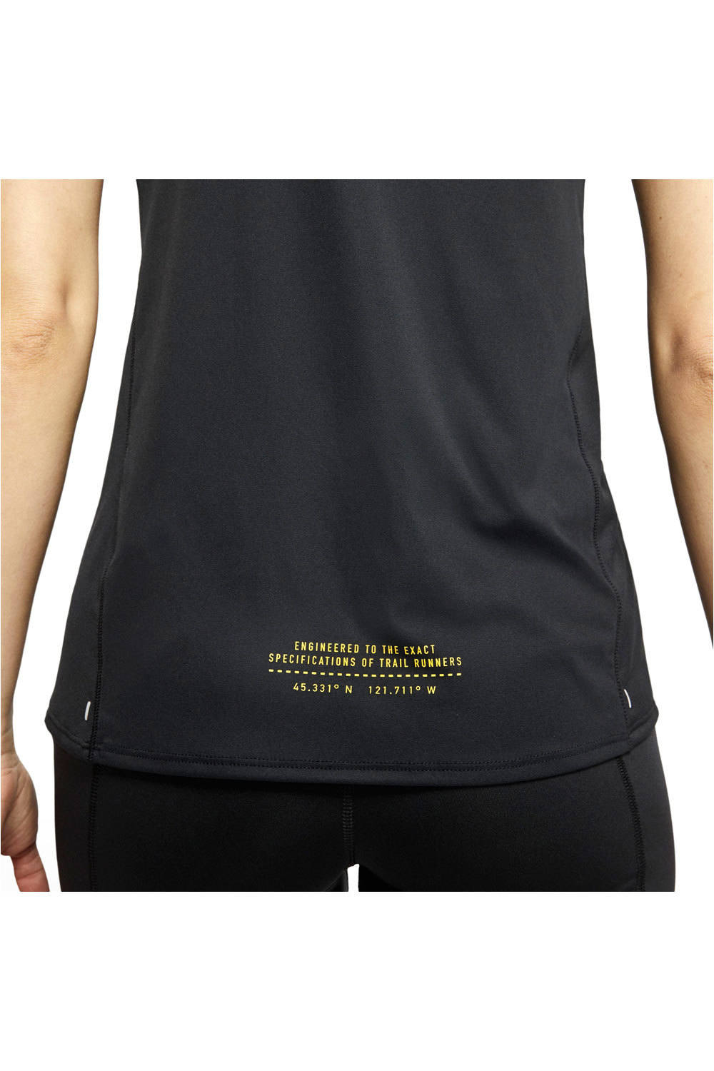 Nike camiseta tirantes running W NK CITY SLEEK TANK TRAIL 03