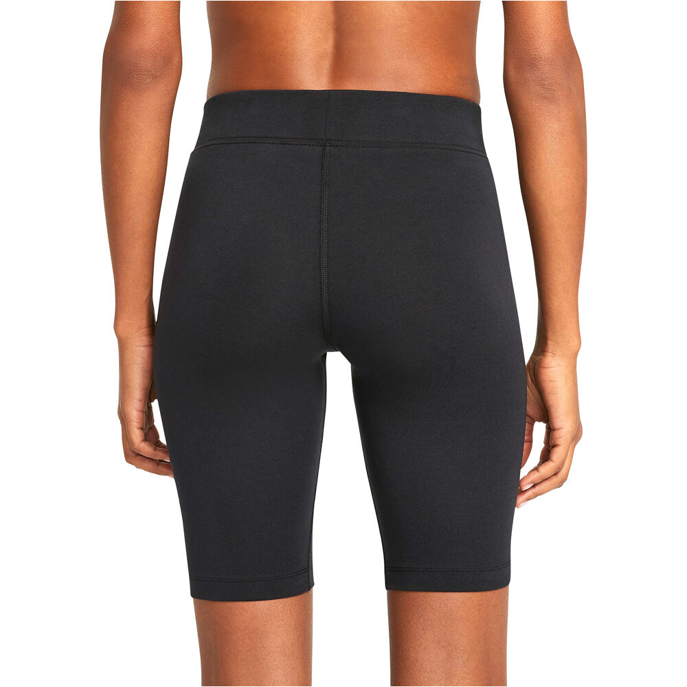 Nike Malla Corta Mujer NSW ESSNTL MR BIKER SHORT vista trasera