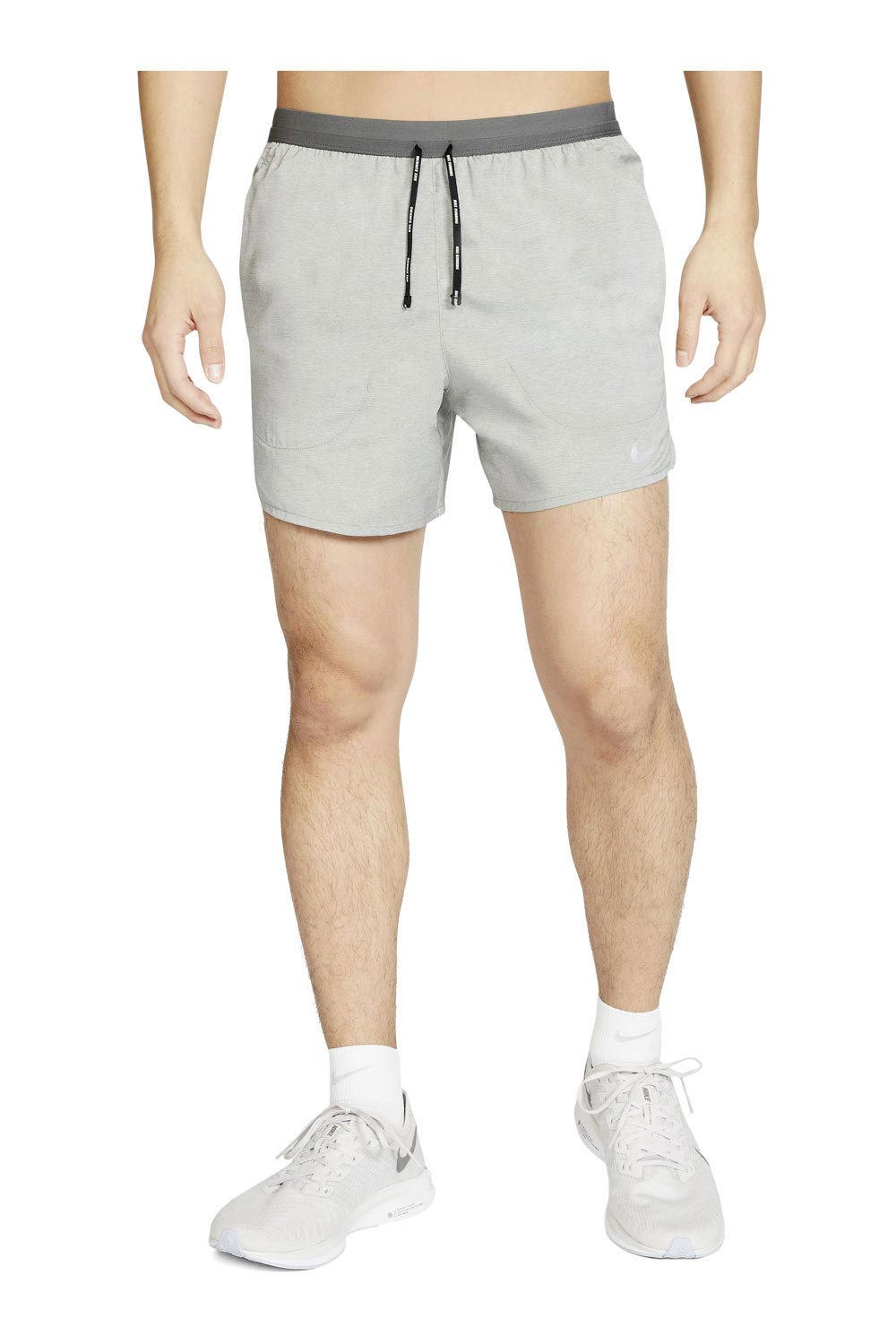 Nike pantaloneta técnica hombre M NK FLEX STRIDE SHORT 5IN BF vista frontal