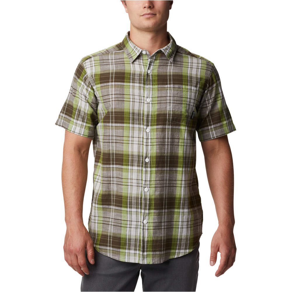 Columbia camisa montaña manga corta hombre Under Exposure YD Short Sleeve Shirt vista frontal