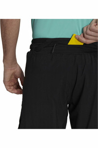 adidas pantalón running hombre AGR AllA Short 5 vista detalle