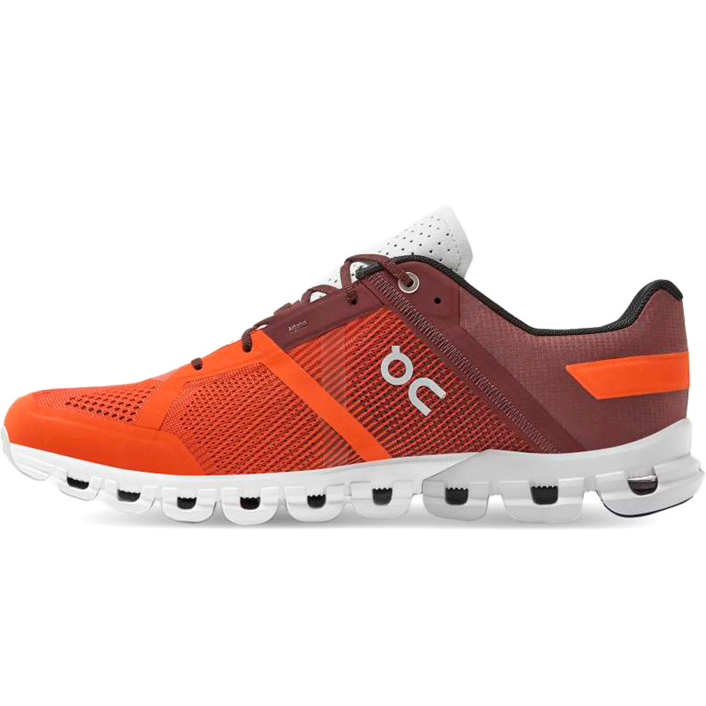 On zapatilla running hombre CLOUDFLOW lateral interior