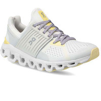 On zapatilla running mujer CLOUDSWIFT W puntera