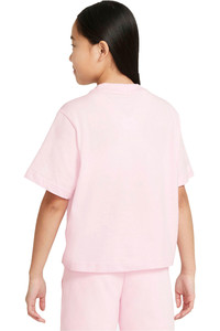 Nike camiseta manga corta niña G NSW TEE ESSNTL SS BOXY vista trasera