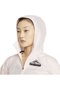 Nike CHAQUETA TRAIL RUNNING MUJER W NK SF TRAIL JKT vista detalle