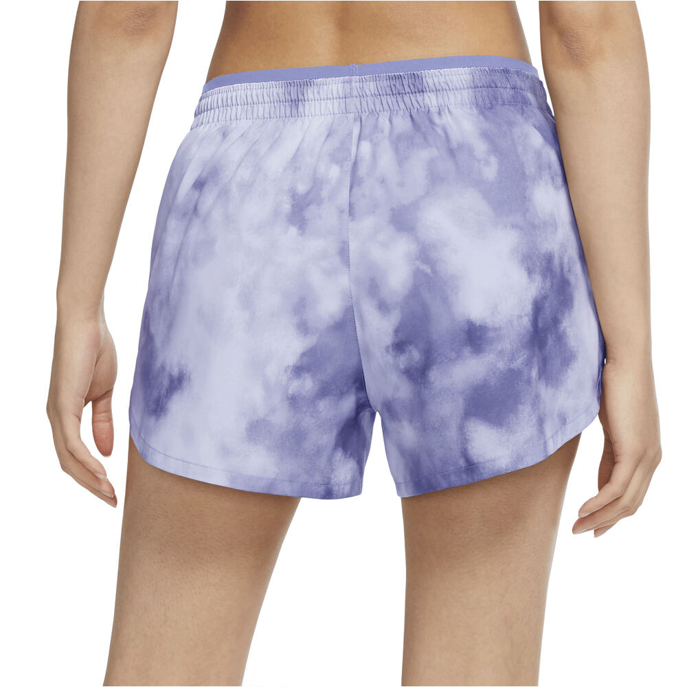 Nike pantalón running mujer W NK ICN CLSH TMPO LUXE SHORT vista trasera