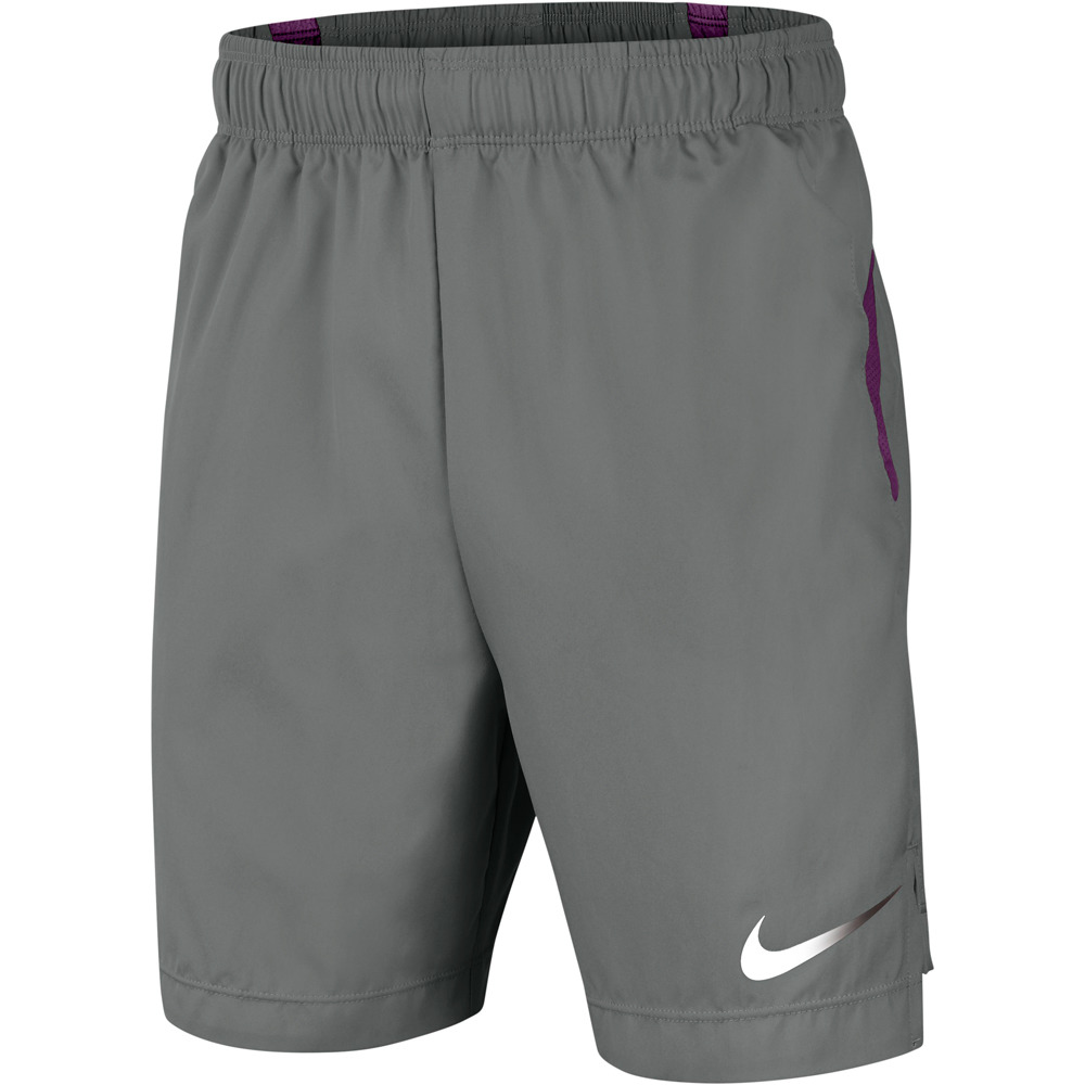 Nike pantaloneta técnica niño B NK 6 INCH WOVEN SHORT vista frontal