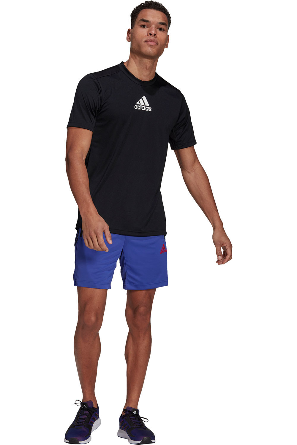 adidas camiseta fitness hombre Primeblue Designed To Move Sport 3 bandas 04