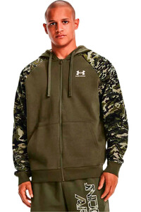 Under Armour sudaderas deportivas hombre UA RIVAL FLC CAMO SCRIPT FZ vista frontal