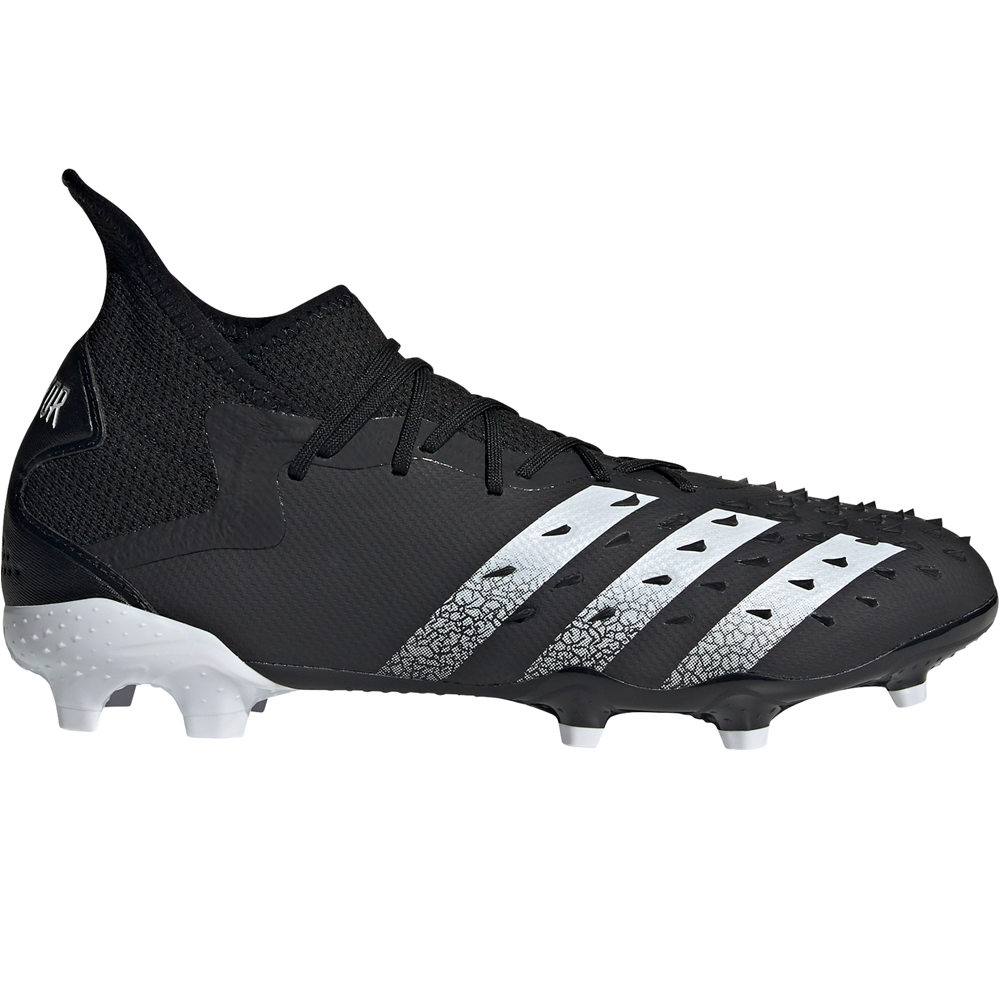 Botas de futbol cesped artificial predator freak .2 fg