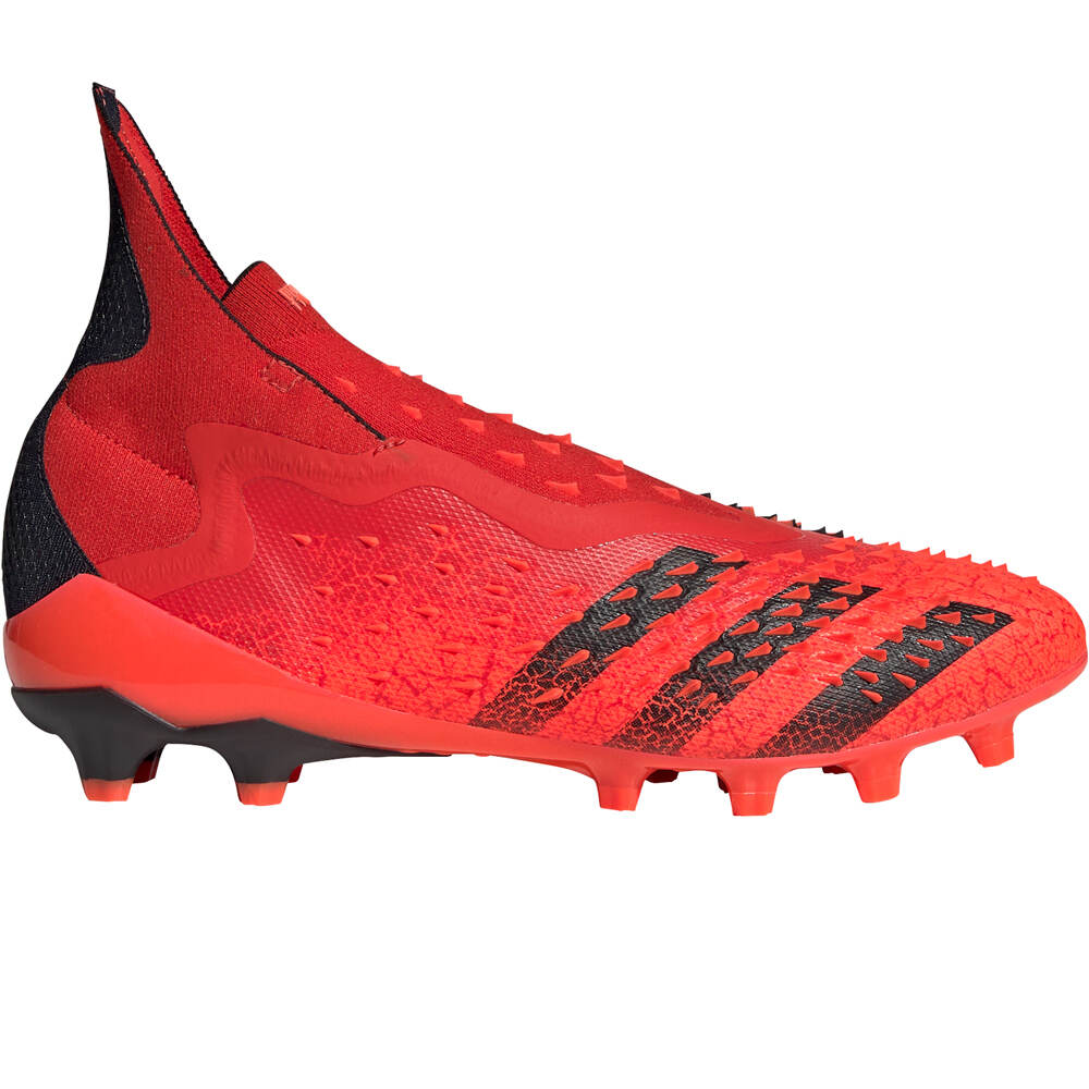 Botas de futbol cesped artificial predator freak + ag