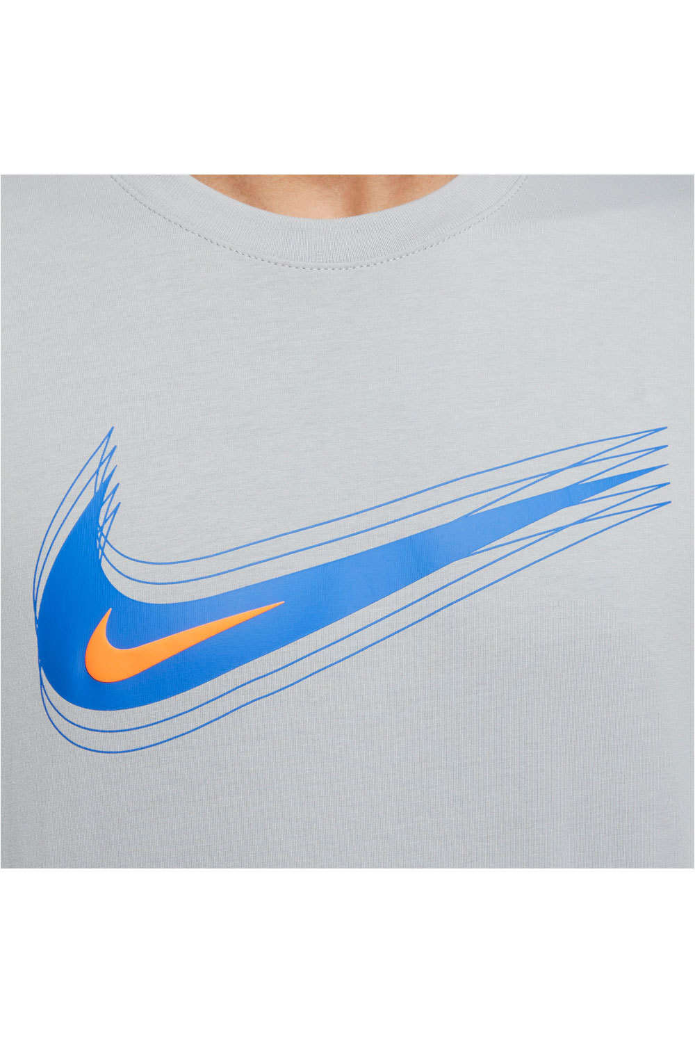 Nike camiseta manga corta hombre M NSW TEE SWOOSH 12 MONTH vista detalle