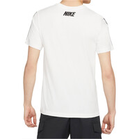 Nike camiseta manga corta hombre M NSW REPEAT SS TEE vista trasera