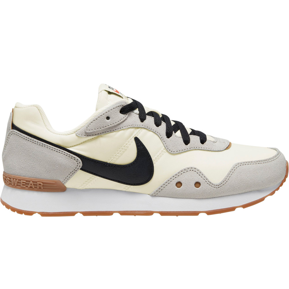 Nike zapatilla moda hombre NIKE VENTURE RUNNER lateral exterior