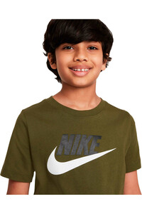 Nike camiseta manga corta niño B NSW TEE FUTURA ICON TD vista detalle