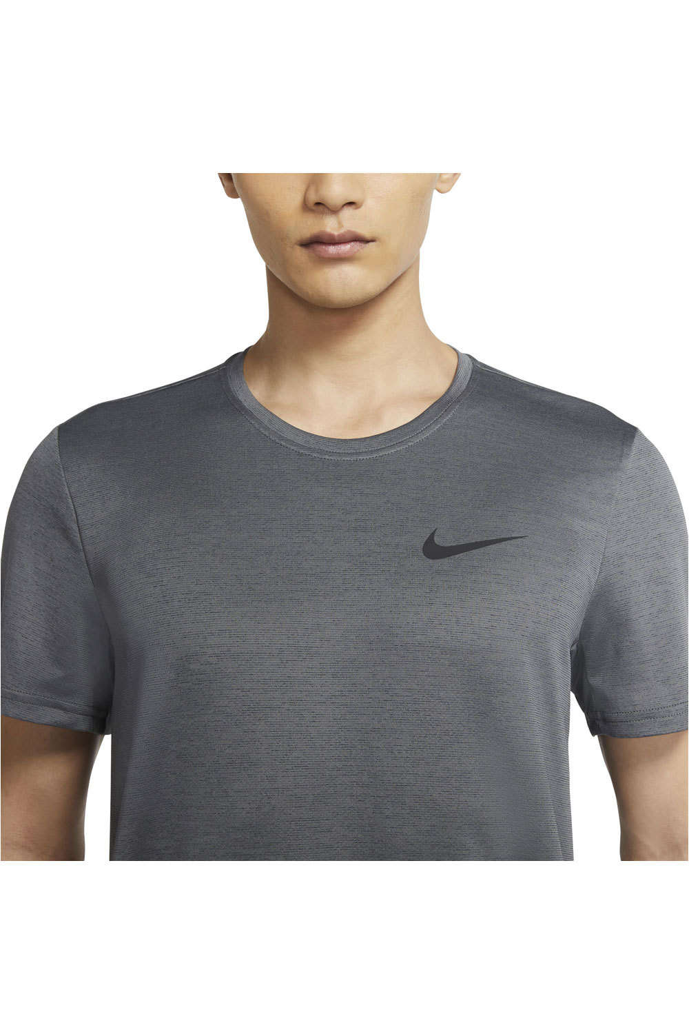 Nike camiseta fitness hombre M NK DF SUPERSET TOP SS vista detalle