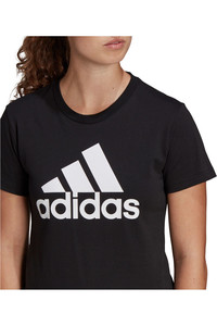 adidas camiseta manga corta mujer LOUNGEWEAR Essentials Logo vista detalle
