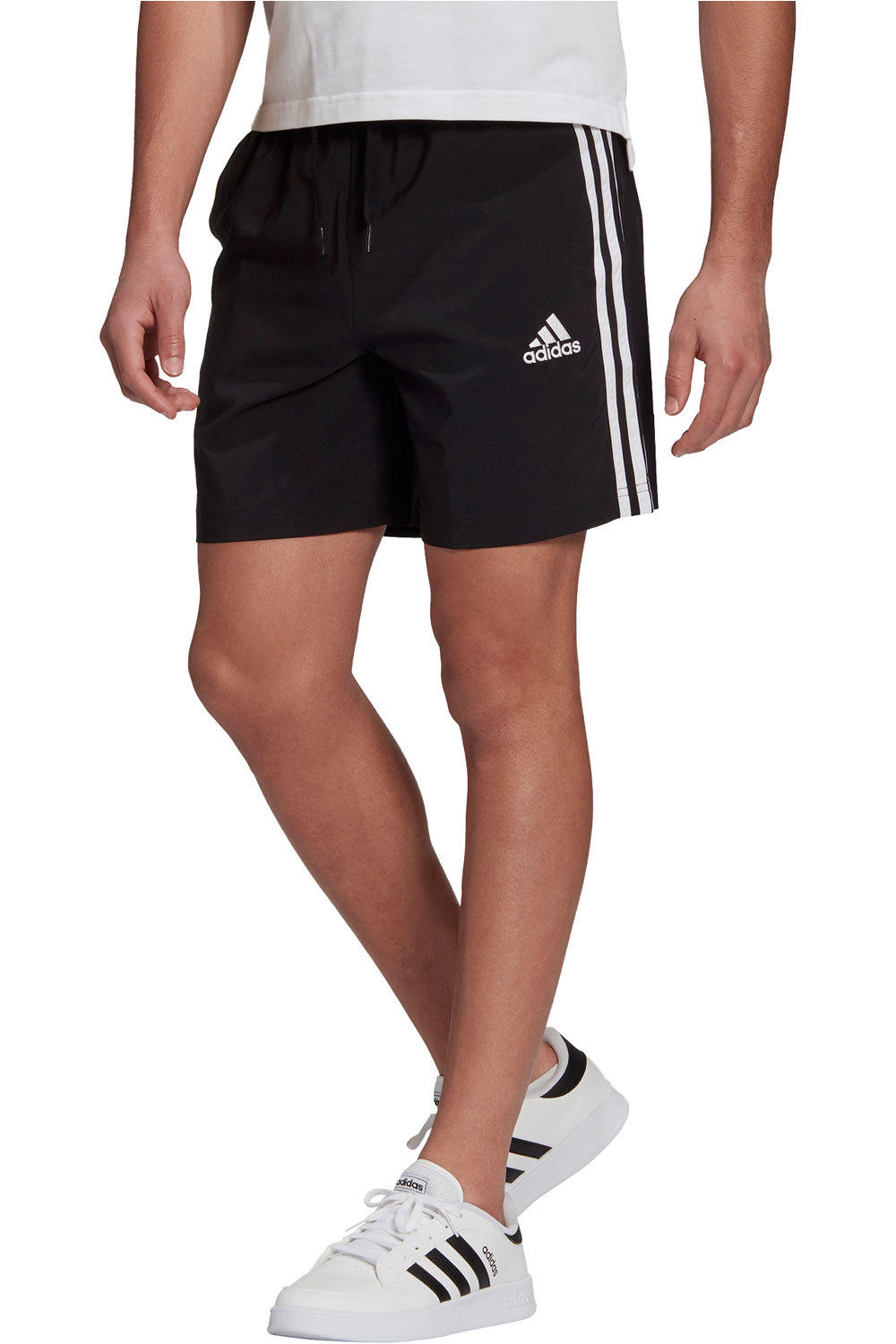 adidas bermudas hombre AEROREADY Essentials Chelsea 3 bandas vista frontal