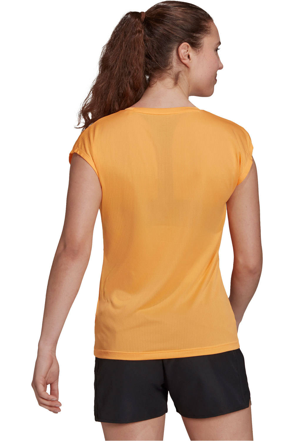 adidas camiseta entrenamiento manga corta mujer W TRAIL LOGO T vista trasera