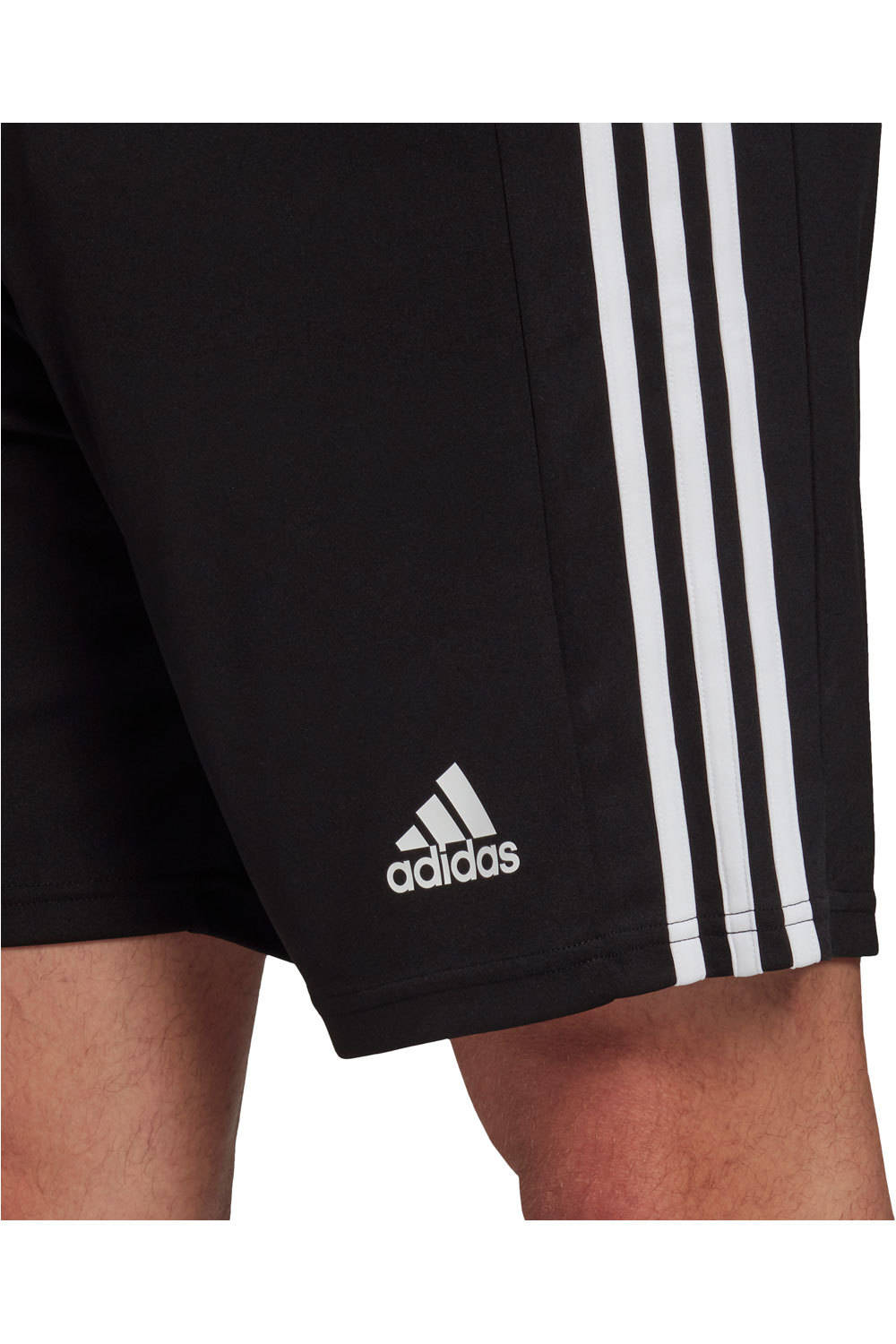 adidas pantalones cortos futbol Squadra 21 vista detalle