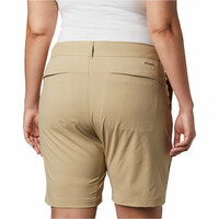 Columbia pantalón corto montaña mujer Saturday Trail Long Short 03