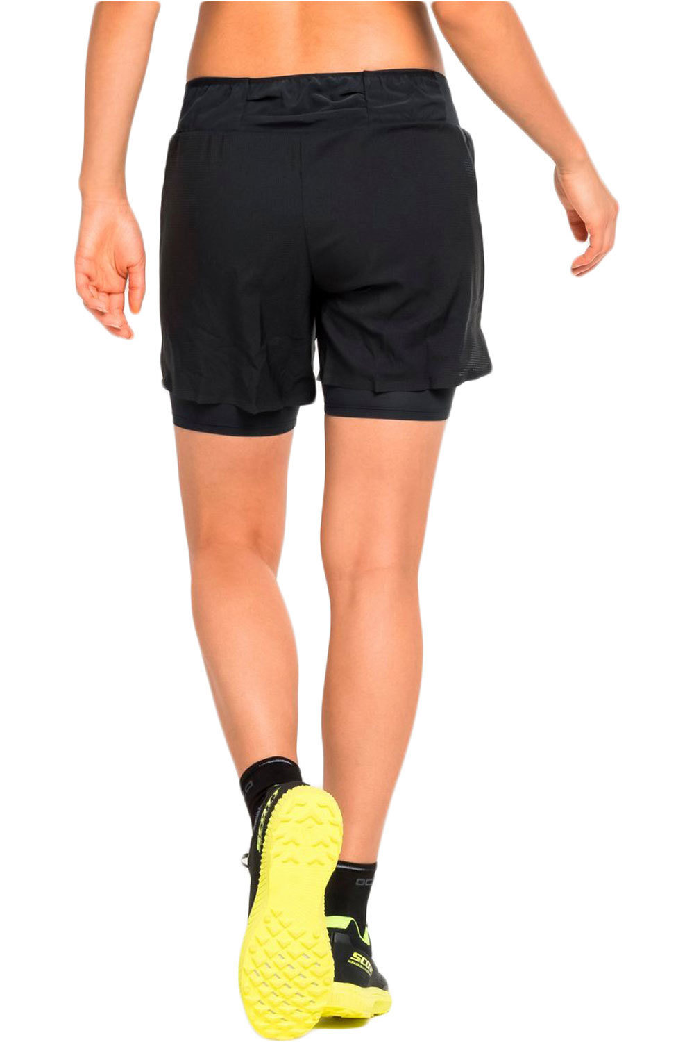 Odlo pantalón running mujer 2-in-1 Shorts AXALP TRAIL 6 INCH vista trasera