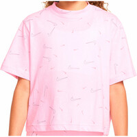 Nike camiseta manga corta niña G NSW TEE BOXY SWSH FETTI vista frontal