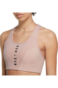 Nike body running mujer W NK DF SWSH RUNDVSN AOP BRA vista detalle