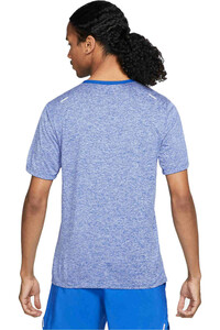 Nike camiseta técnica manga corta hombre M NK DF RISE 365 SS vista trasera