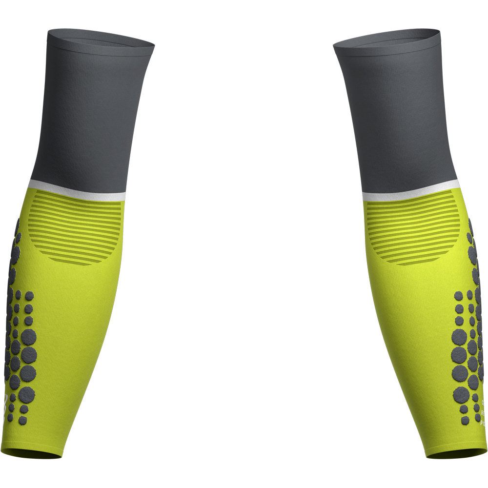 Compressport manguitos ciclismo ArmForce Ultralight vista frontal