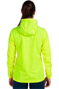 Joma CHAQUETA RUNNING MUJER CHUBASQUERO ELITE VIII vista trasera