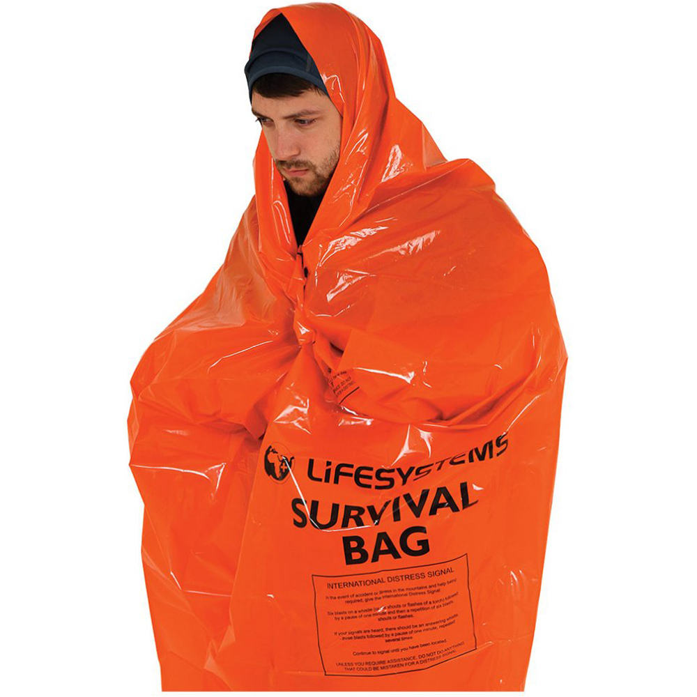 Lifesystems varios montaña Survival Bag vista frontal