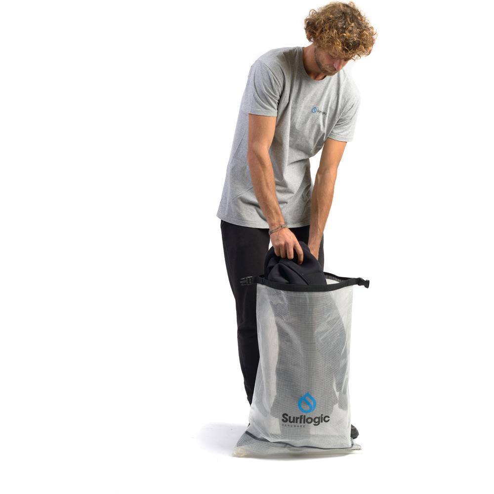 Surflogic varios surf Wetsuit Clean&Dry-System bag 01