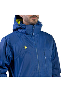 Izas chaqueta outdoor hombre LOGAN M vista detalle