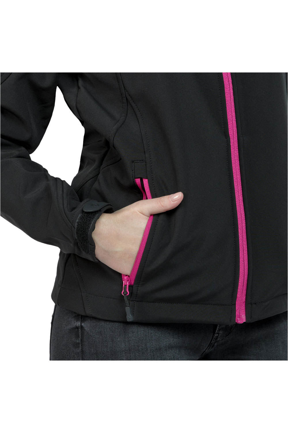 Izas chaqueta softshell mujer OKA 03