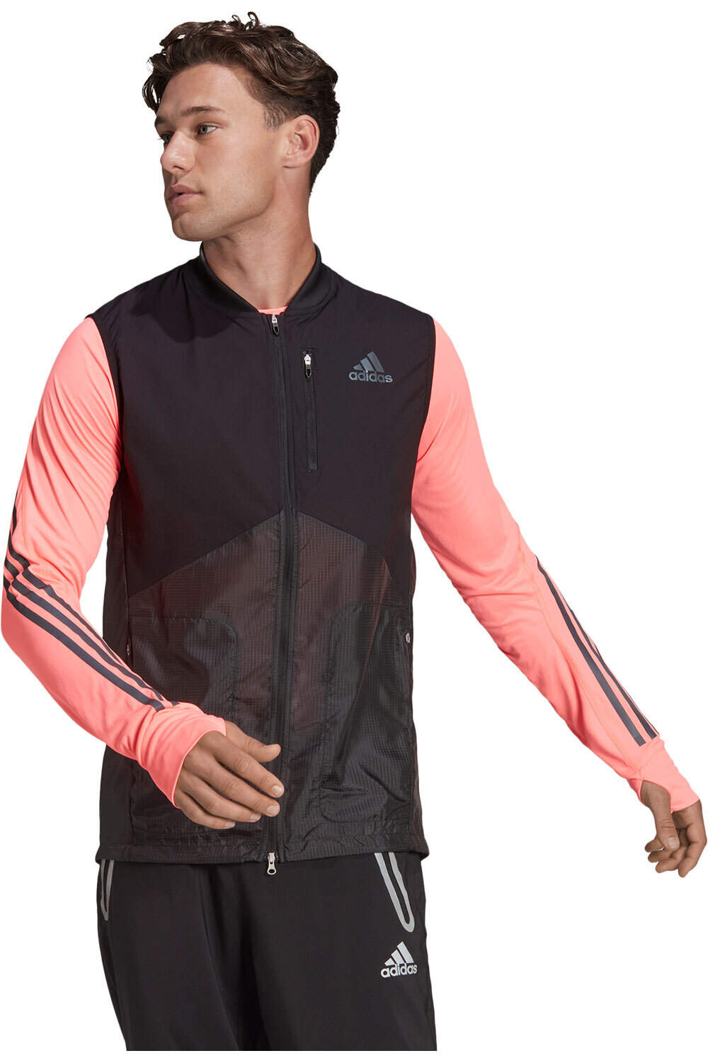 adidas CHAQUETA RUNNING HOMBRE ADIZERO VEST vista frontal