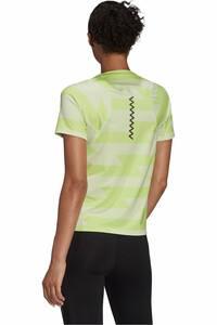 adidas camiseta entrenamiento manga corta mujer RN FAST AOP TEE vista trasera