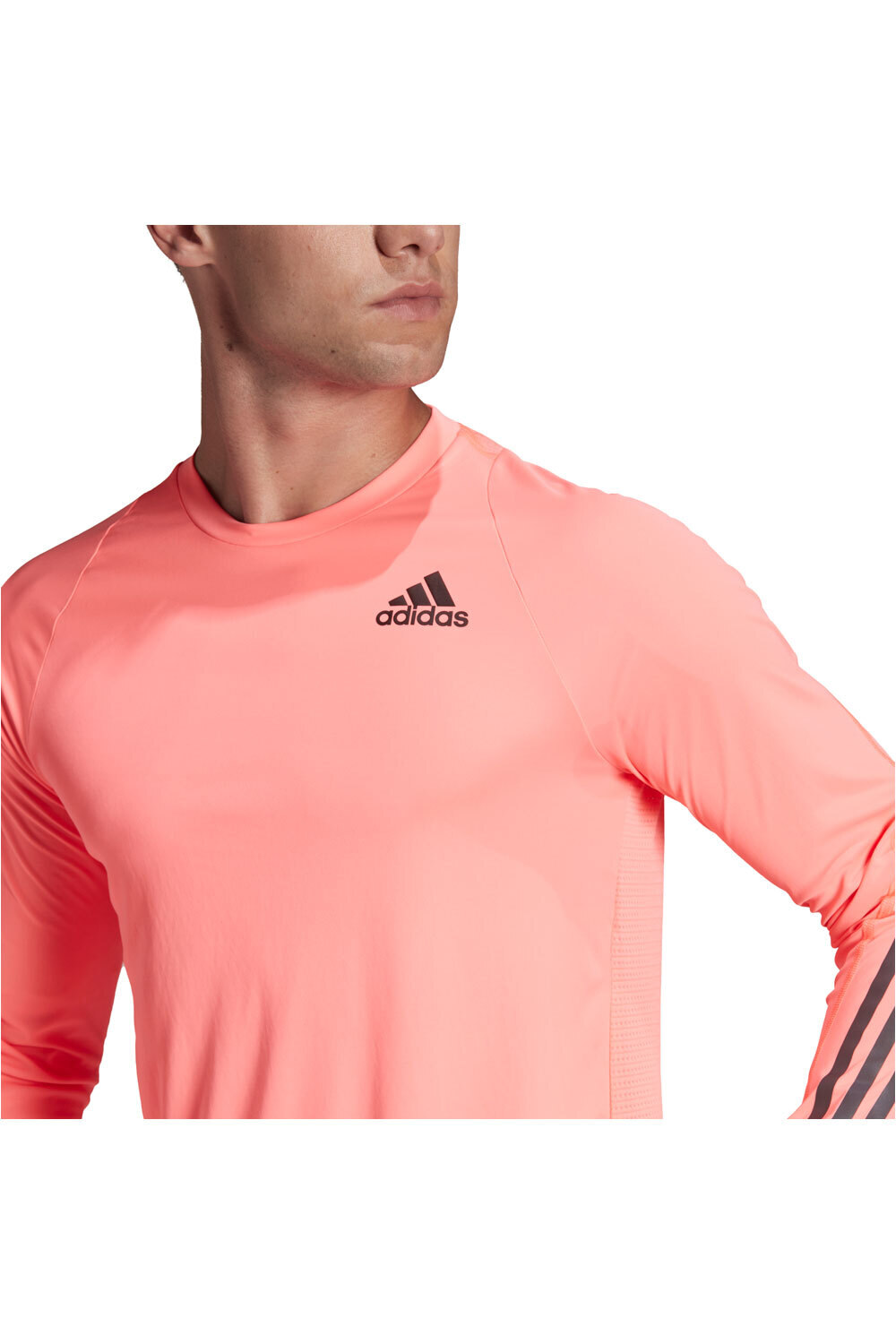 adidas camiseta técnica manga larga hombre RUN ICON LS vista detalle