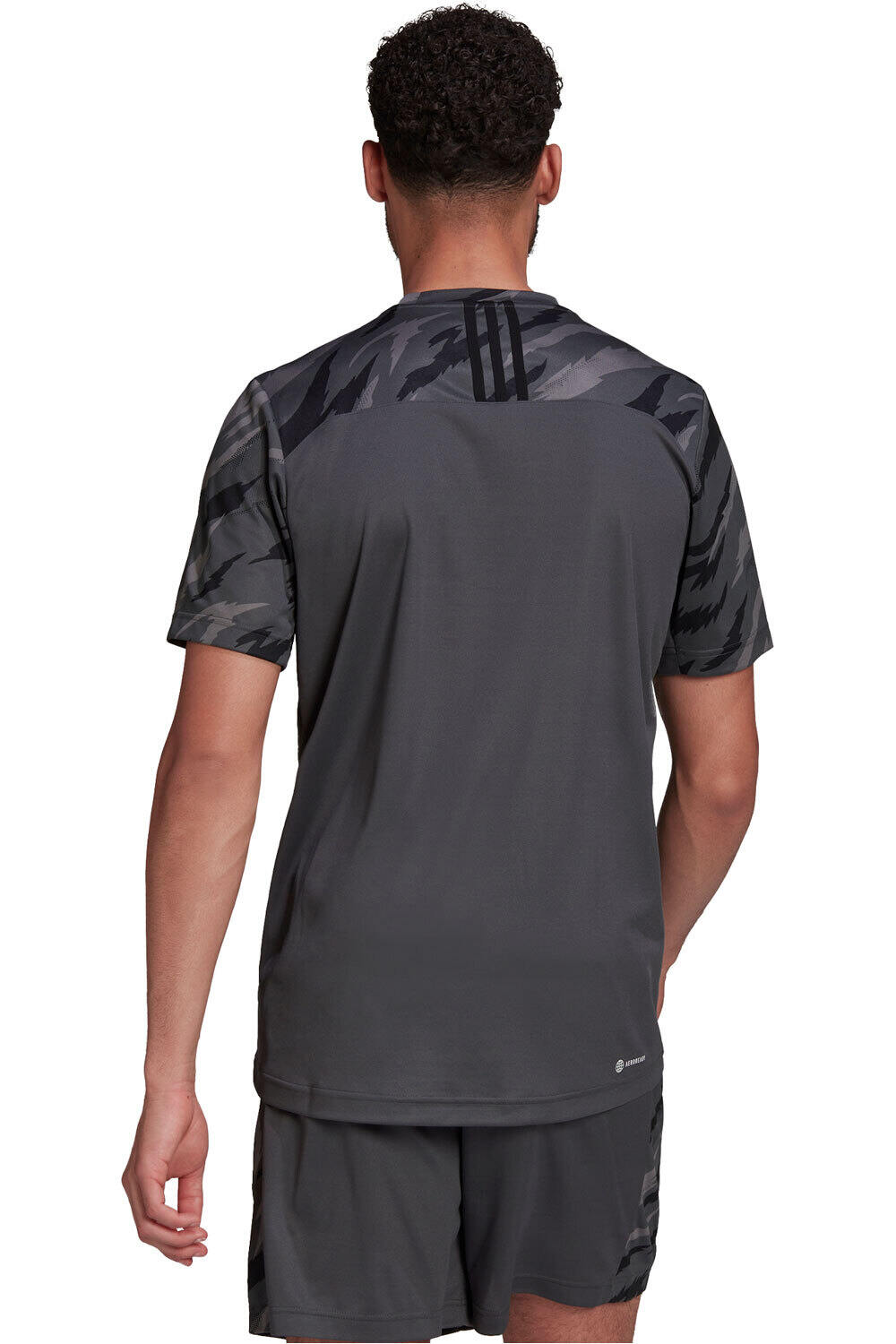 adidas camiseta fitness hombre FEELSTRCAMO TEE vista trasera