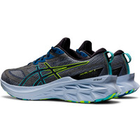 Asics zapatilla running hombre NOVABLAST 2 LE vista trasera