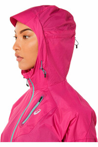 Asics CHAQUETA TRAIL RUNNING MUJER FUJITRAIL JACKET vista trasera