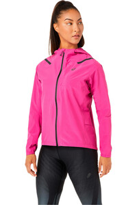 Asics CHAQUETA RUNNING MUJER ACCELERATE WATERPROOF 2.0 JACKET vista frontal