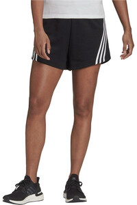 adidas bermuda mujer W FI 3S SHORT vista frontal