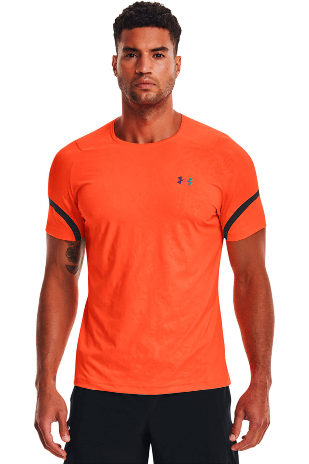 Under Armour camiseta fitness hombre UA RUSH 2.0 EMBOSS SS vista frontal